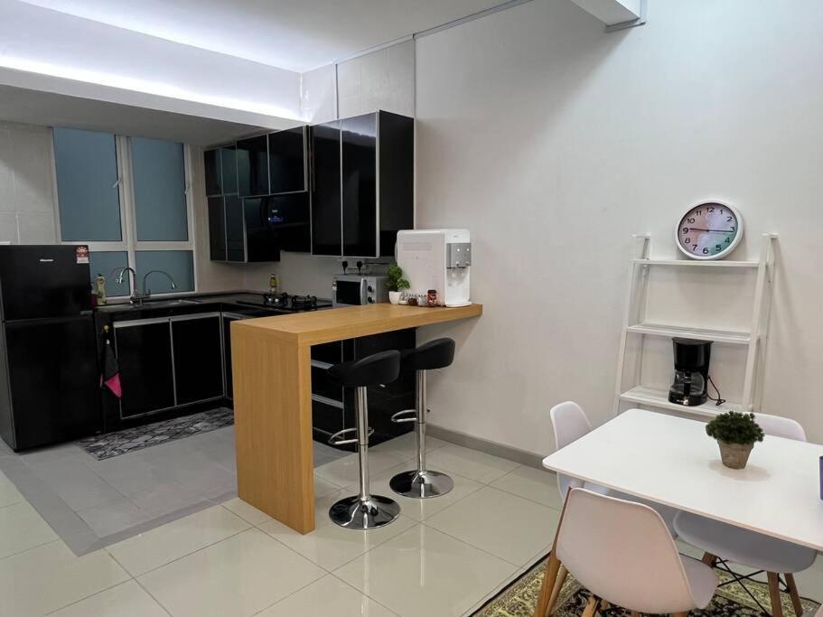 Dhia Raisha Homestay Kuala Terengganu Exteriör bild
