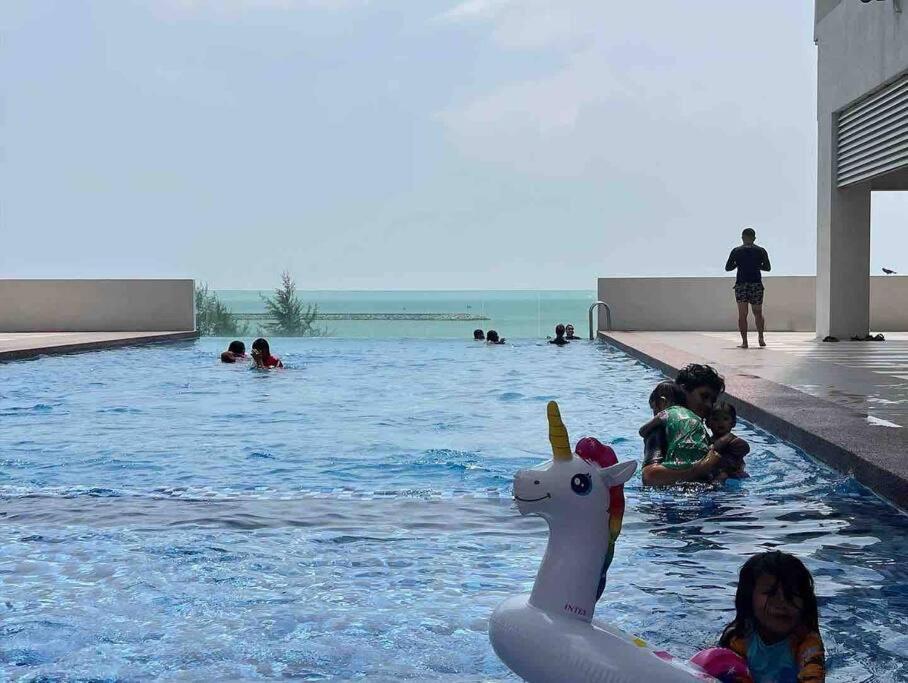 Dhia Raisha Homestay Kuala Terengganu Exteriör bild